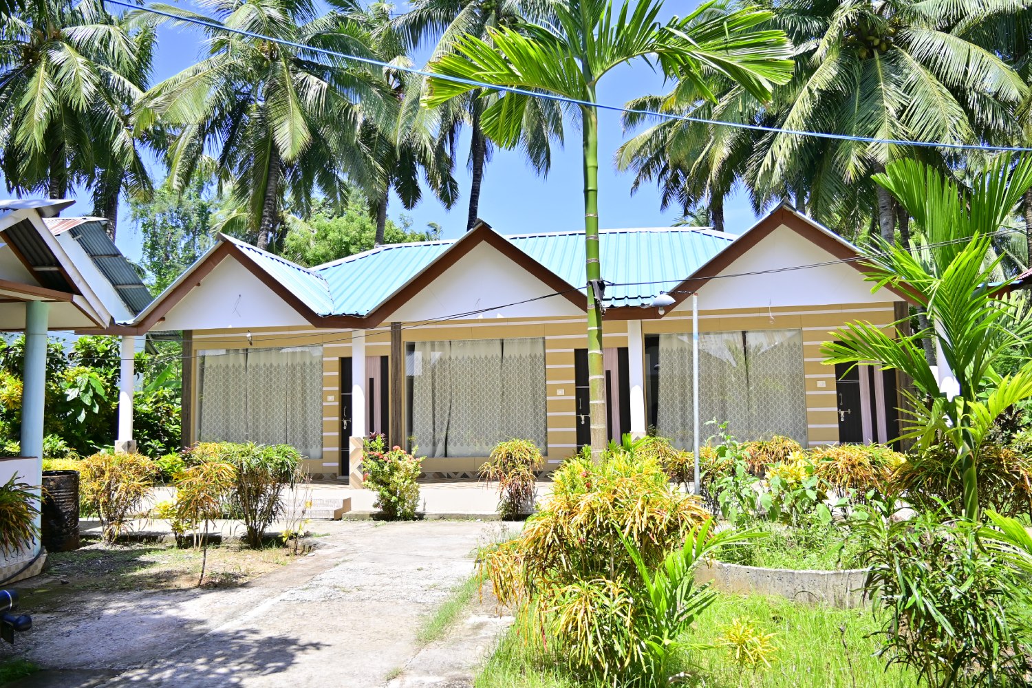 MOON SHINE GARDEN RESORT